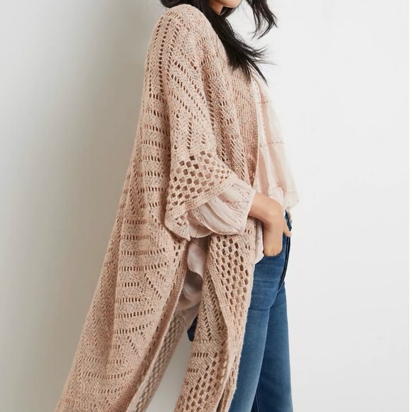 Anthropologie Akemi + Kin Heather Pink Women's Knit Poncho, One Size - Picture 1 of 9